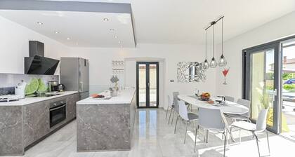 Spacious villa Ivy with an outdoor pool in a quiet area on Krk