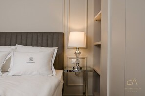 4 habitaciones, tabla de planchar con plancha, wifi y ropa de cama 