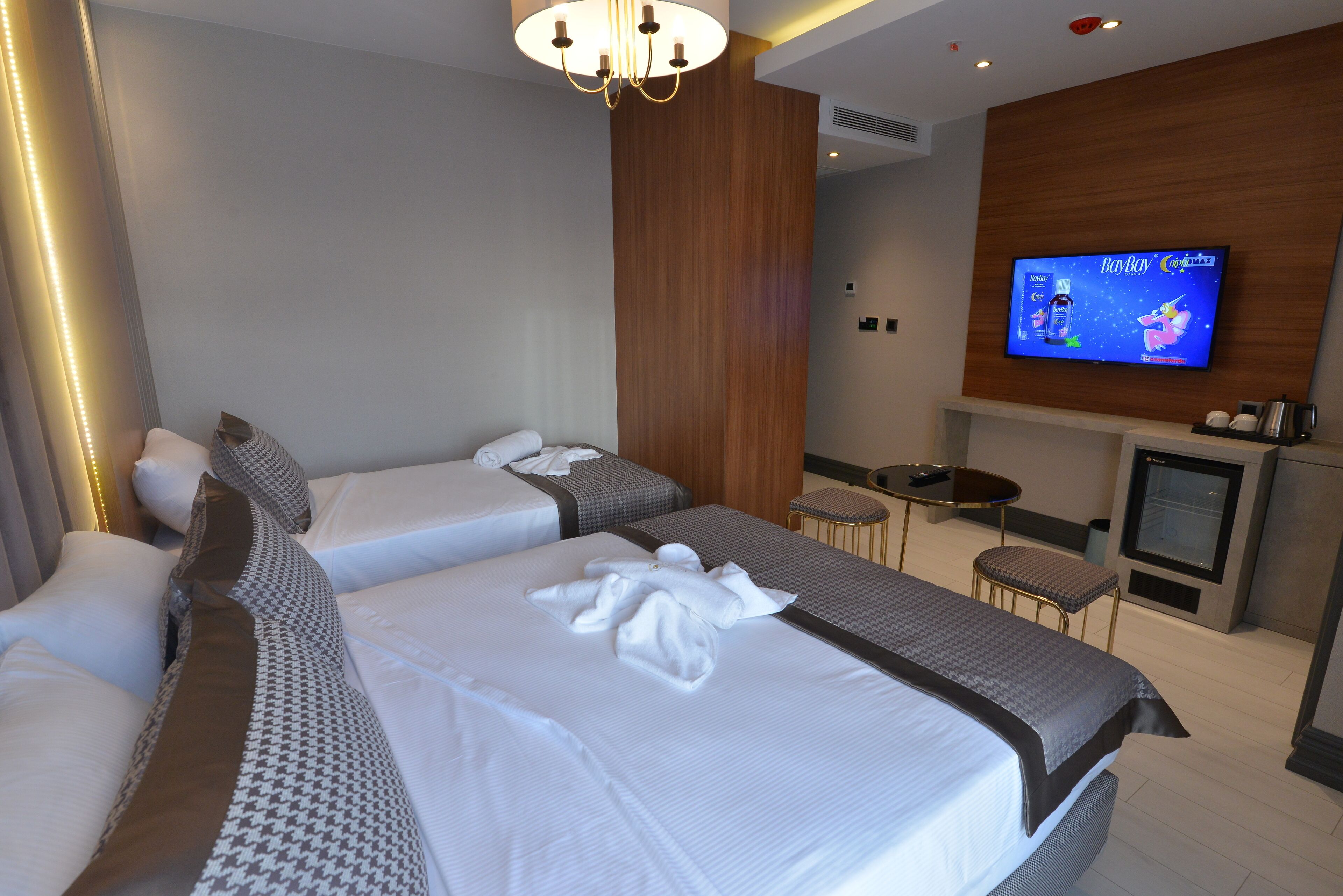 Photo - Santra Hotel