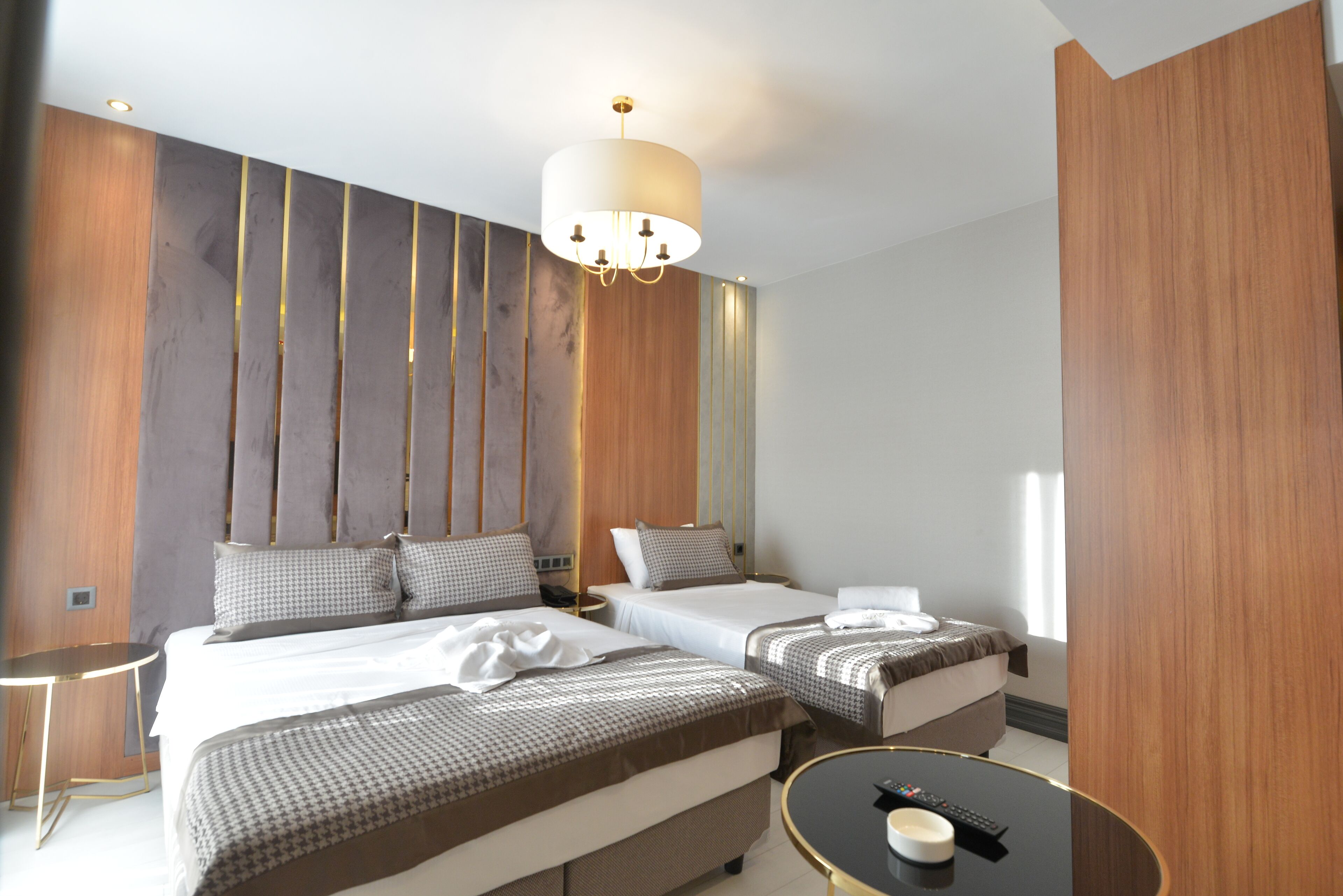 Photo - Santra Hotel