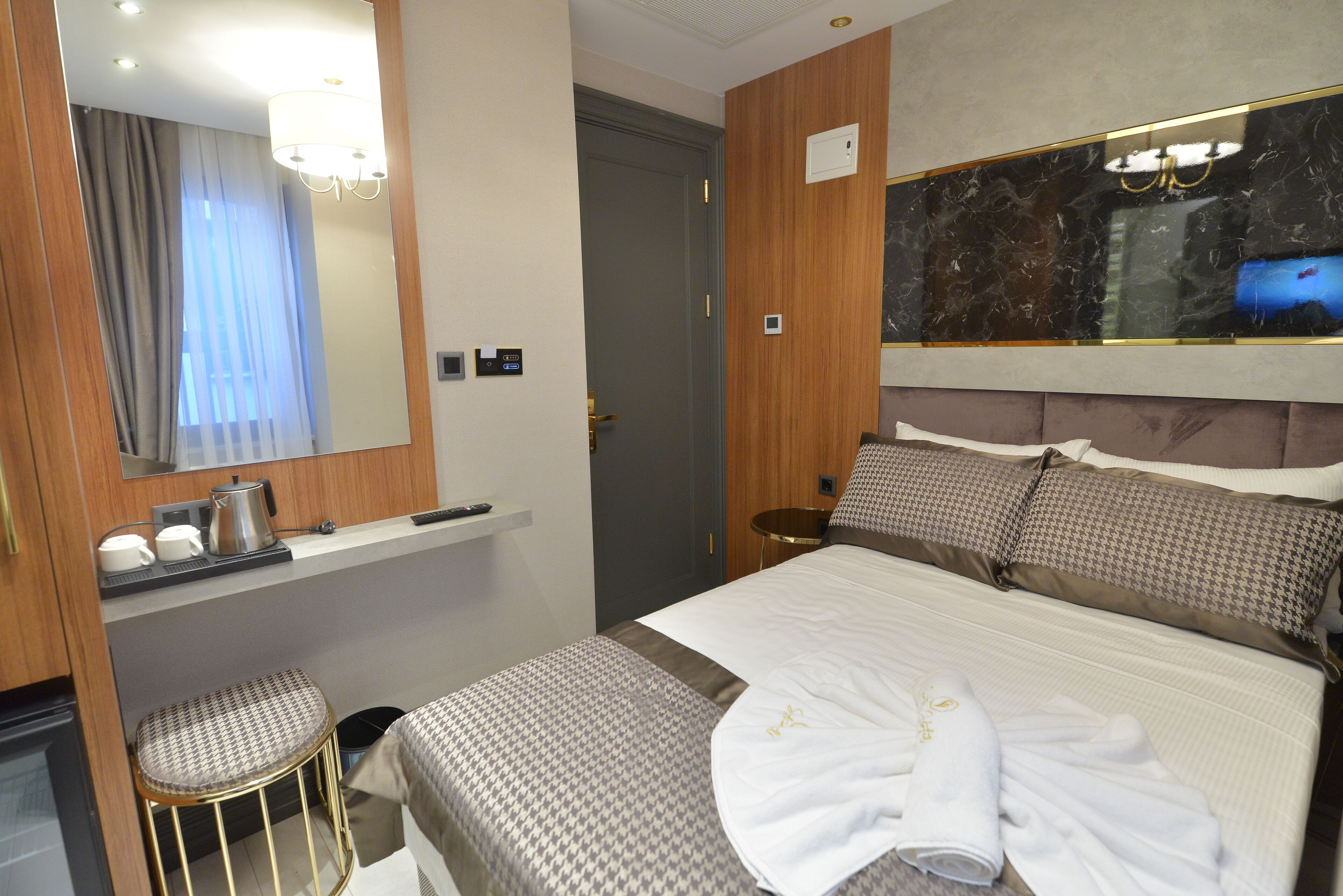 Photo - Santra Hotel