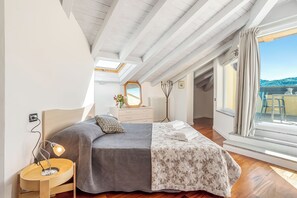 Villa – standard, flere soverom (Villa Tremezzo) | 4 soverom, strykejern/-brett, wi-fi (inkludert) og sengetøy