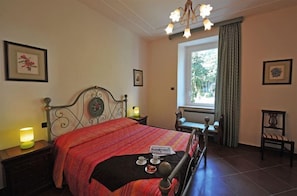 7 bedrooms, iron/ironing board, WiFi, bed sheets - Villa Apollo (Oliveto Lario)