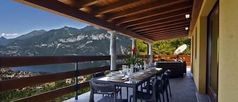 Villa, 4 Bedrooms | Balcony