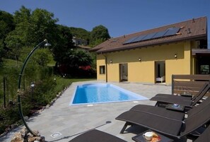 Piscina stagionale all'aperto