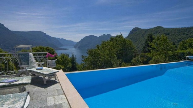 Seasonal outdoor pool - Bellavista Di Bellagio (Bellagio)