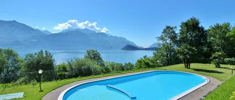 Piscina externa sazonal