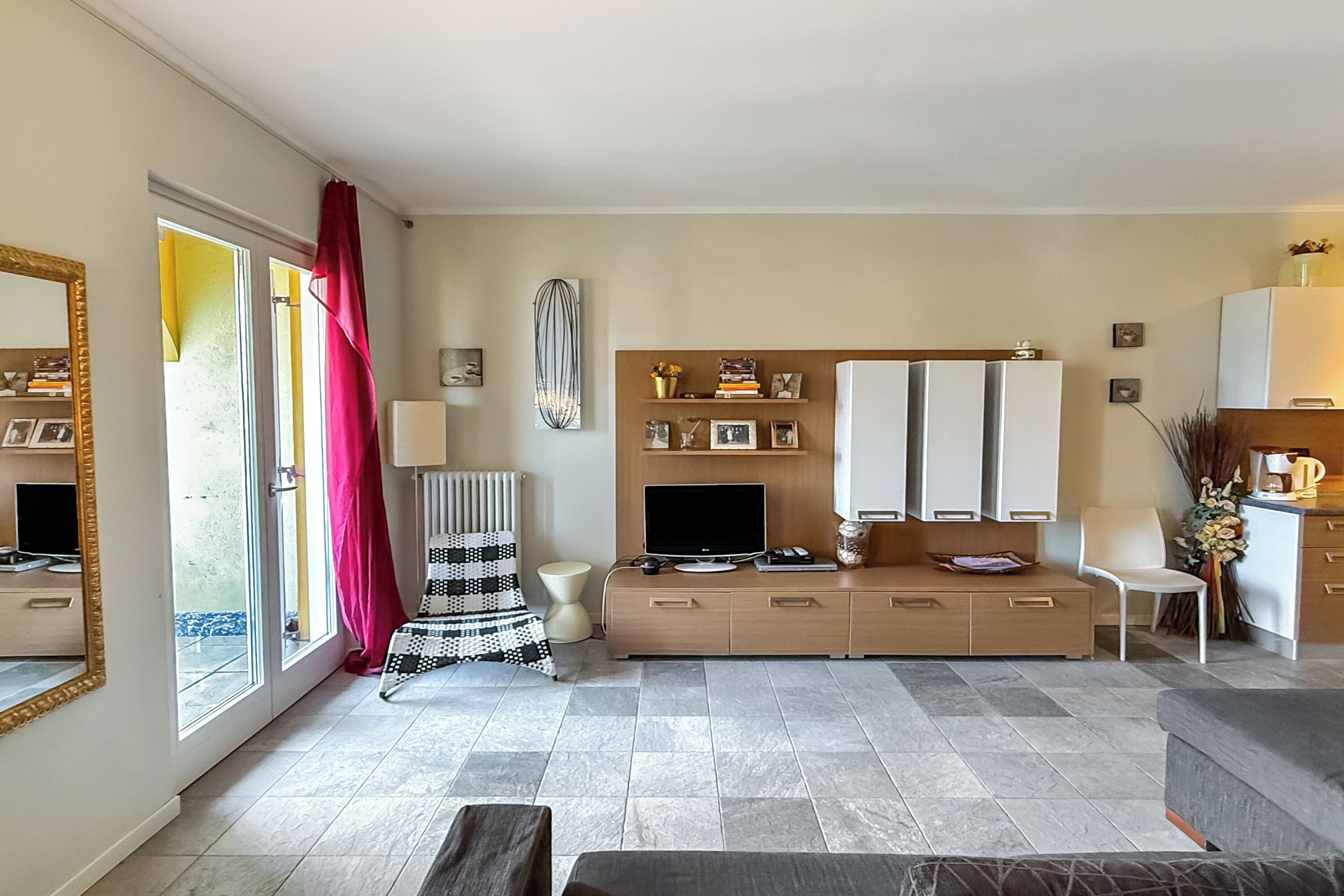 Apartamento família, 2 quartos, 2 banheiros, ao lado da montanha (Mansarda di Pianello) | Parte interna