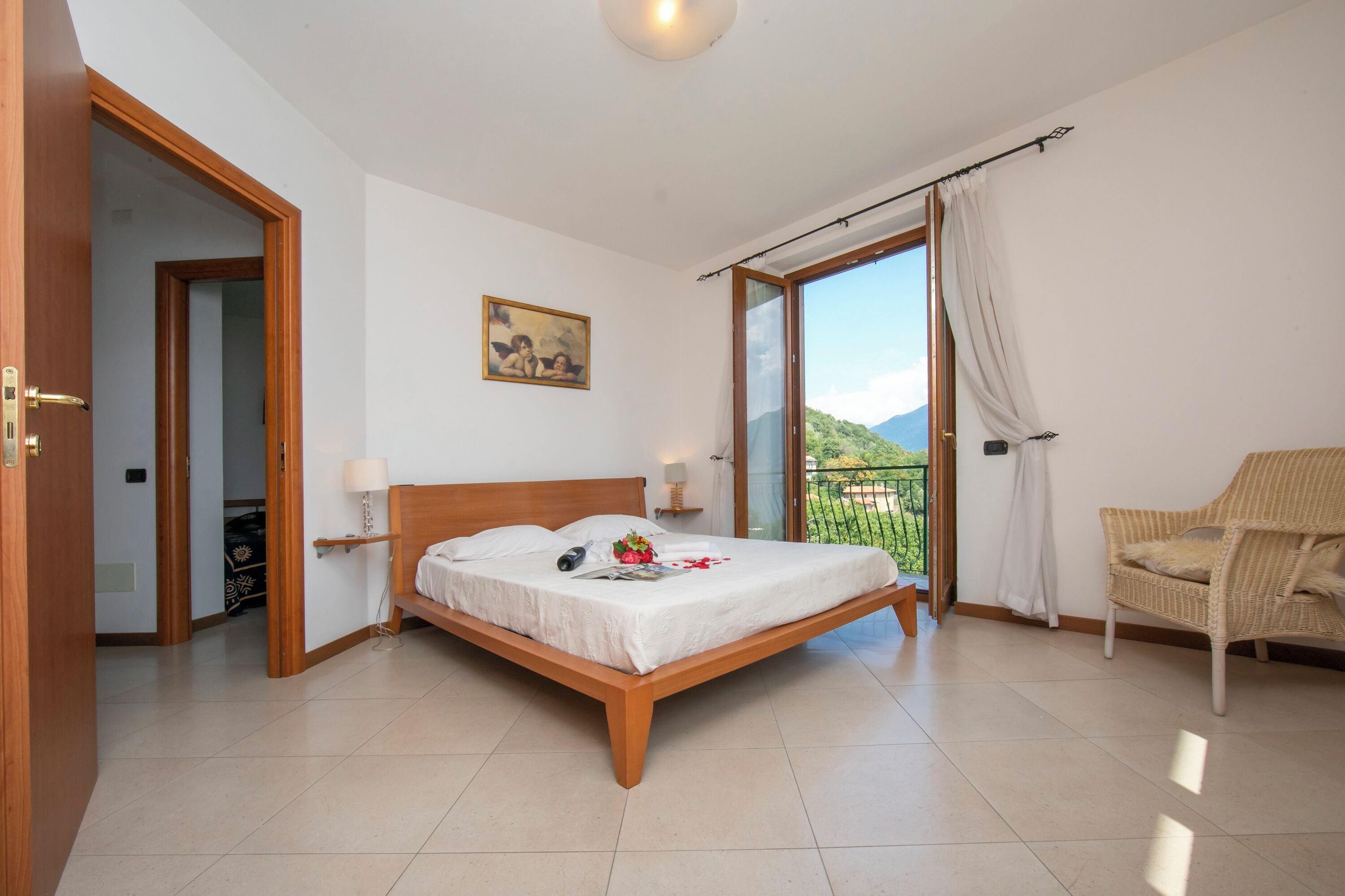 Familienvilla, Mehrere Schlafzimmer, Bergseite (Villa Louise)