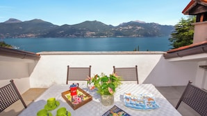 Family Apartment, 3 Bedrooms, 2 Bathrooms (Bella Menaggio Panoramica) | Outdoor dining - Bella Menaggio Panoramica (Menaggio)