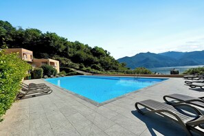 Alberca al aire libre por temporada 