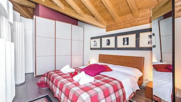 Appartement Familial, plusieurs chambres, côté montagne (Vista d'Oro Palma Apt. 21) | 1 chambre, Wi-Fi, draps fournis