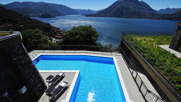 Apartamento família, 1 quarto, sacada, ao lado da montanha (Vista d'Oro Palma Apt. 21) | Piscina | Piscina externa sazonal