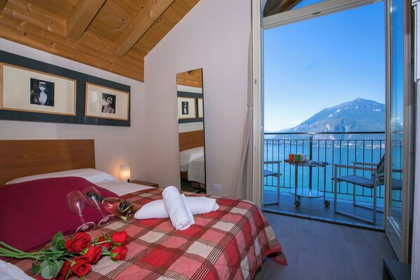 Appartamento familiare, camere multiple, lato montagna (Vista d'Oro Palma Apt. 21) | Vista dalla camera