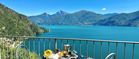 Standard Townhome, Multiple Bedrooms, Mountainside (Villa Panoramica) | Balcony