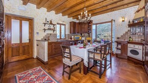 Villa familiare, camere multiple, lato montagna (Villa Victoria) | Cucina privata