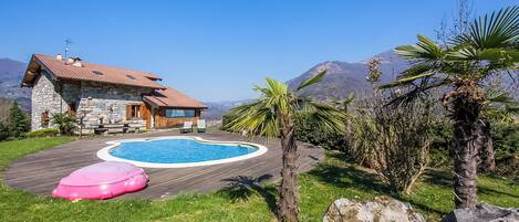 Seasonal outdoor pool