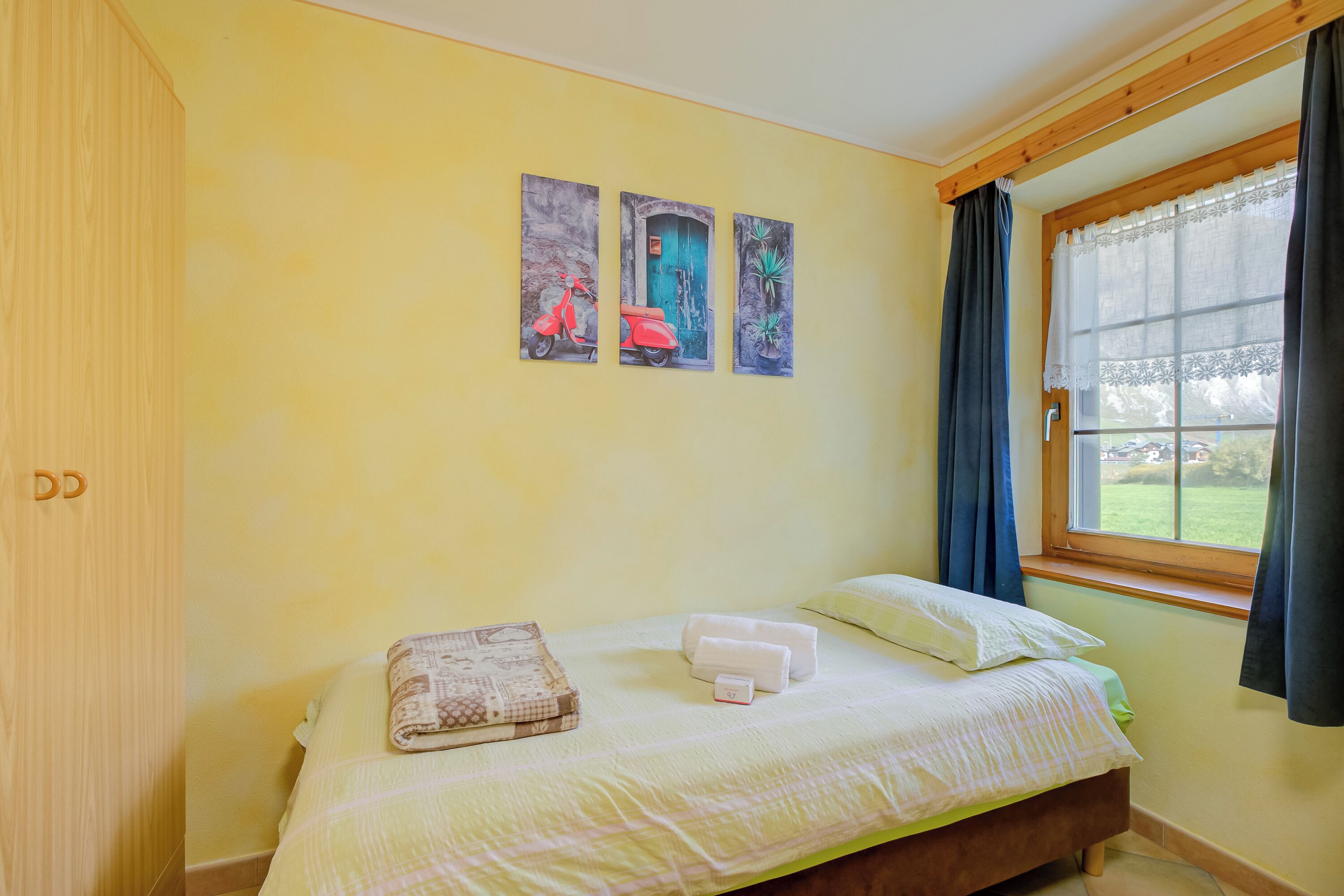 Familienapartment, Mehrere Schlafzimmer, 2 Bäder (Rododendro) | 3 Schlafzimmer, Bettwäsche