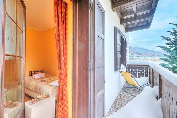 Family Apartment, 3 Bedrooms, 2 Bathrooms (Stella Alpina) | Balcony