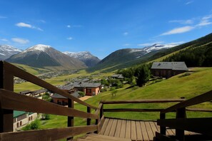 Family Apartment, Multiple Bedrooms, 2 Bathrooms (Vista Livigno) | Exterior detail