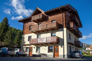 家庭公寓, 2 间卧室, 微波炉 (Italia 2 Ski in-Ski out 50m) | 住宿入口
