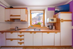 Familienapartment, Mehrere Schlafzimmer (Italia 1 Ski in- Ski out 50m) | Eigene Küche | Kühlschrank, Mikrowelle, Herdplatte, Geschirrspüler