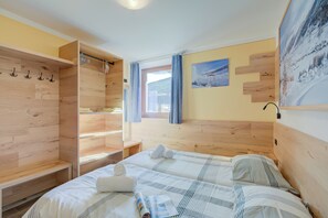 Familienapartment, Mehrere Schlafzimmer (Italia 1 Ski in- Ski out 50m) | Ausblick vom Zimmer