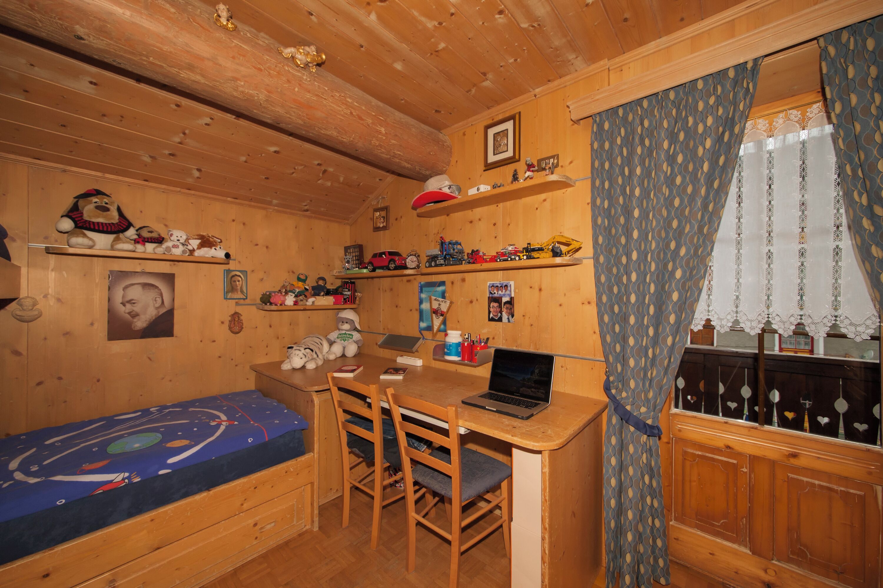 Familienapartment, Mehrere Schlafzimmer, 2 Bäder (Azalea)