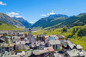Aerial view - Sponda Ski in- Ski out 50m (Livigno)