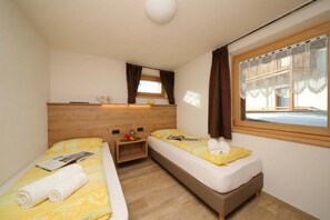 Family Apartment, Multiple Bedrooms, 2 Bathrooms (Danubio)