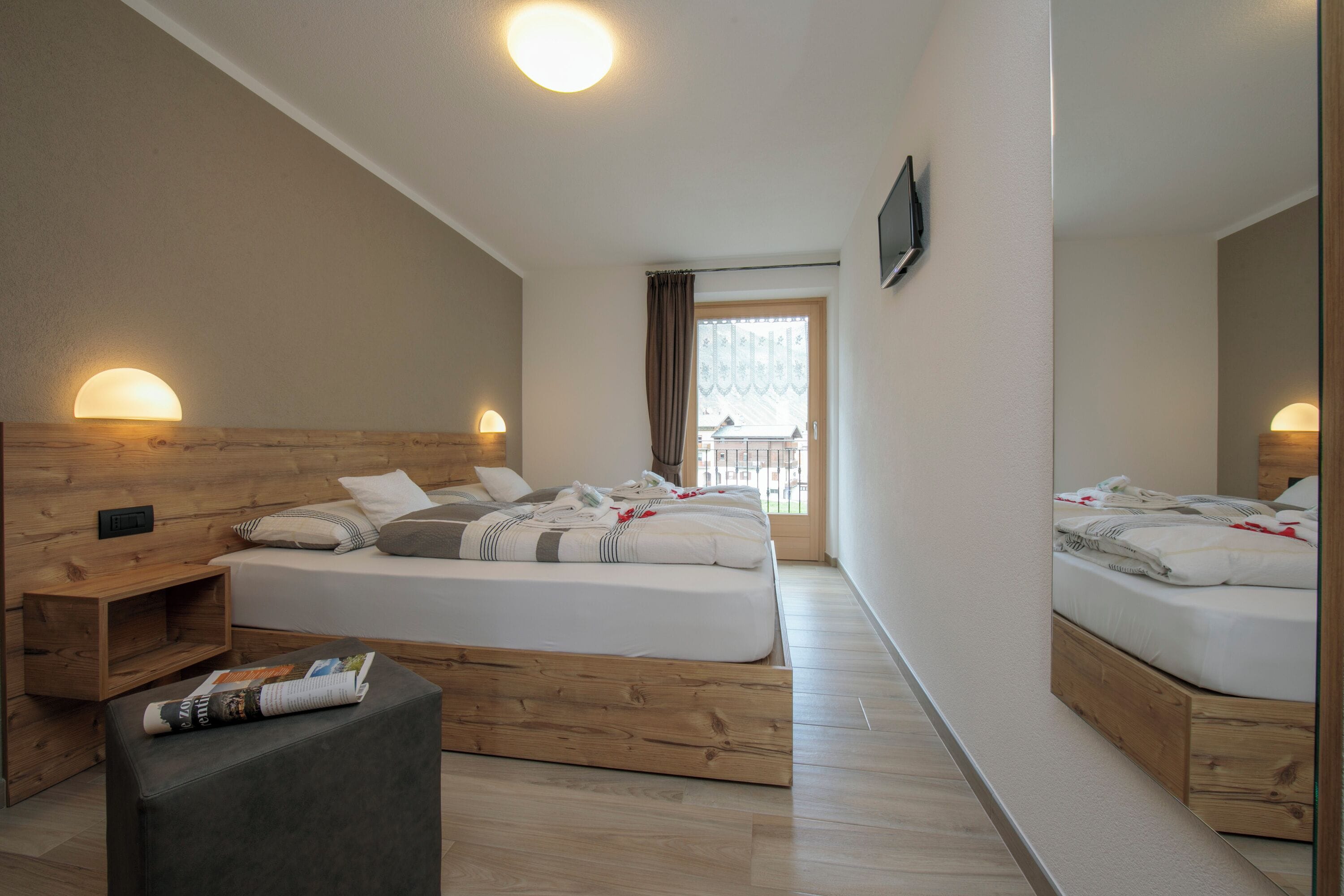 Family Apartment, Multiple Bedrooms (Volga) | 2 bedrooms, free WiFi, bed sheets