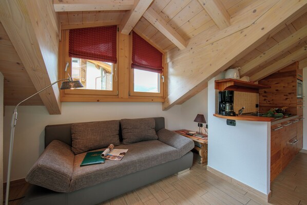 Family Apartment, Multiple Bedrooms (Loira) | Living area
