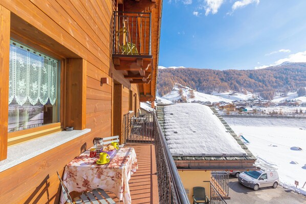 Appartement Familial, 1 chambre (Senna) | Restauration extérieure