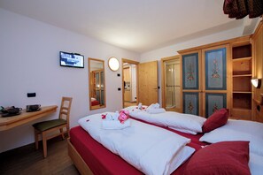 Familie appartement, meerdere slaapkamers, 2 badkamers (Tamigi) | 2 slaapkamers, gratis wifi, beddengoed