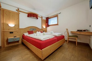 Family Apartment, Multiple Bedrooms, 2 Bathrooms (Tamigi)