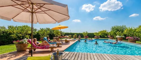 Seasonal outdoor pool