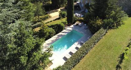 Mas en pierre - swimming pool -Sud Ardèche - 1.4ha