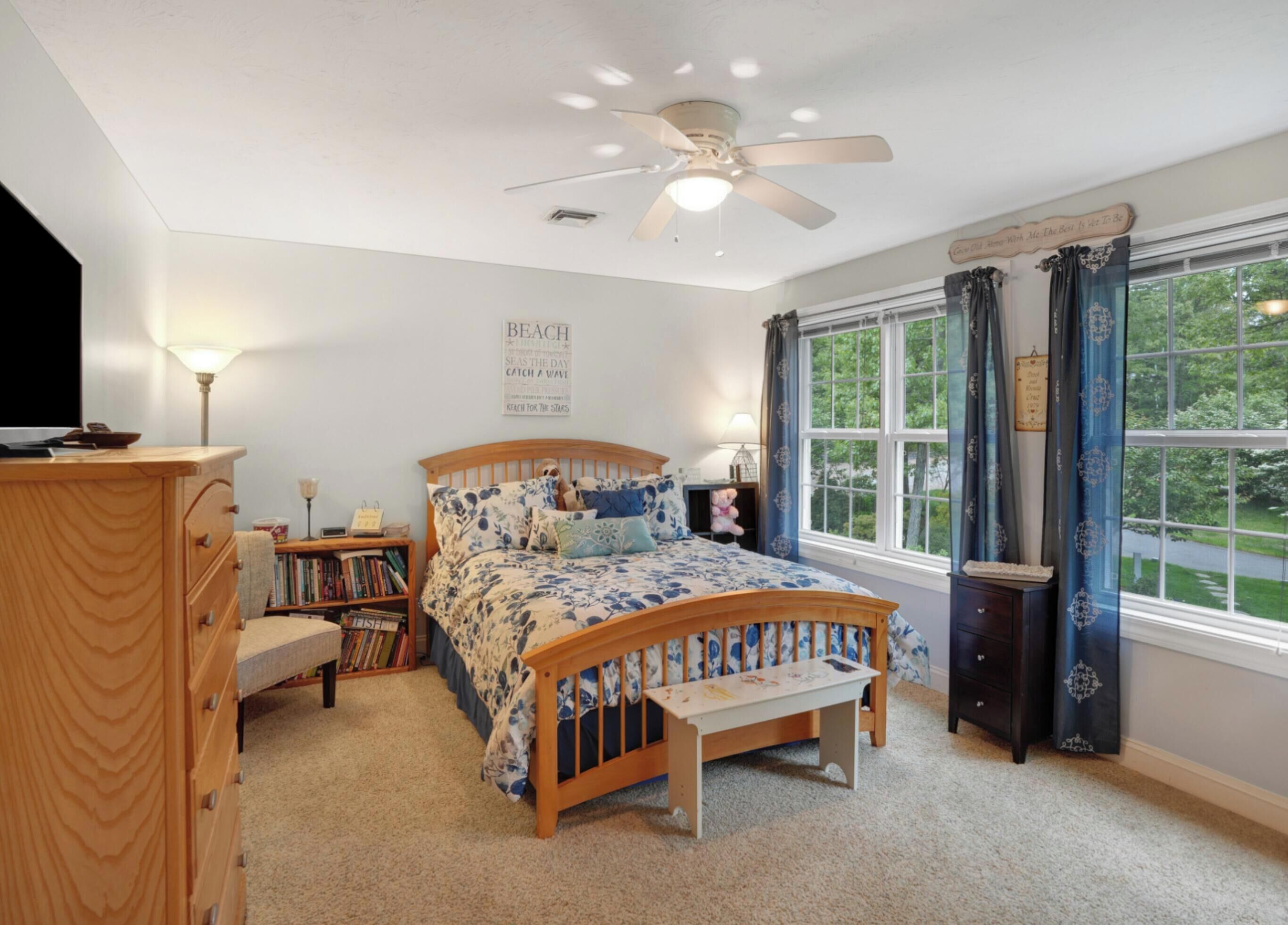 5 bedrooms, in-room safe, iron/ironing board, WiFi