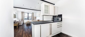 Mclaren House Seahouses