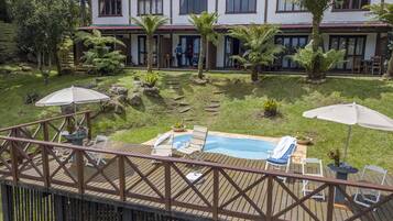 Fachada da propriedade