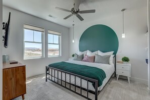 5 bedrooms, desk, iron/ironing board, free WiFi - 5 Suites | Mini Golf | Heated Pool | Lazy River | SKY (Washington)