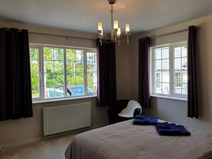 7 chambres, bureau, fer et planche à repasser, Wi-Fi gratuit