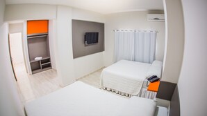 Deluxe Room | Minibar, WiFi (free), bed sheets - Hotel Campina Plus (Campina Grande)