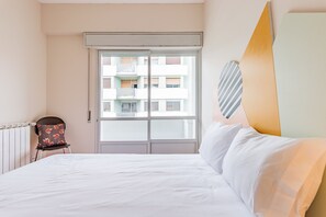 4 Schlafzimmer, Bügeleisen/Bügelbrett, Internetzugang, Bettwäsche
