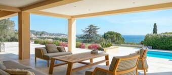 Sainte Maxime - deluxe property for 8 persons with wonderful sea view 