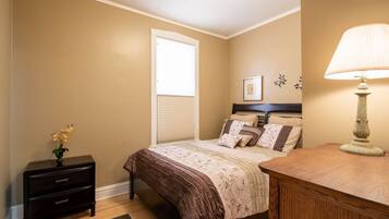 2 chambres, fer et planche à repasser, Wi-Fi, literie fournie