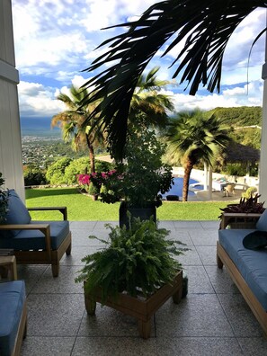 Property grounds - Ideal for working from home and spending time with the family  (Jiutepec)