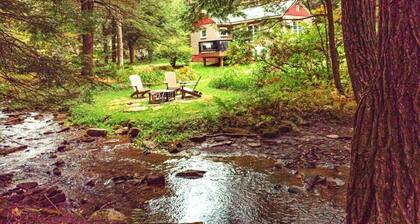 Romantic Waterfront Cottage for Cherry Springs