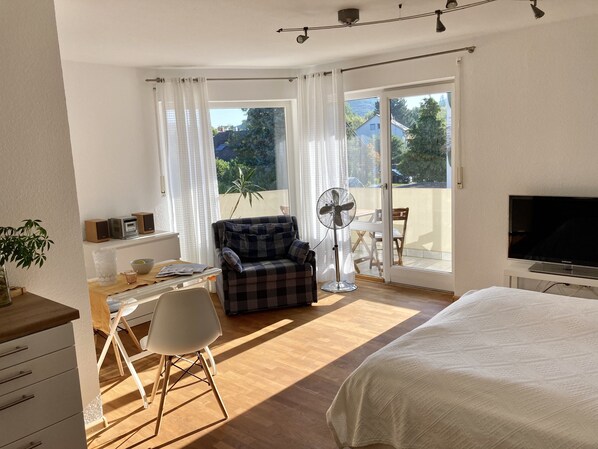 1 bedroom, WiFi, bed sheets