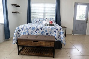 1 chambre, fer et planche à repasser, accès au Wi-Fi (inclus)